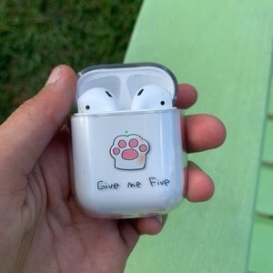 Give me five Pawprint AirPod Case